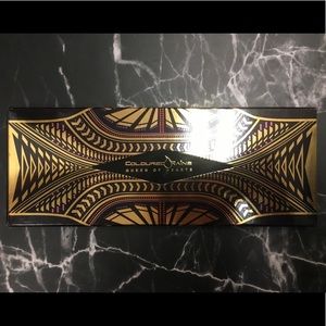 Coloured Raine Queen of Hearts Palette